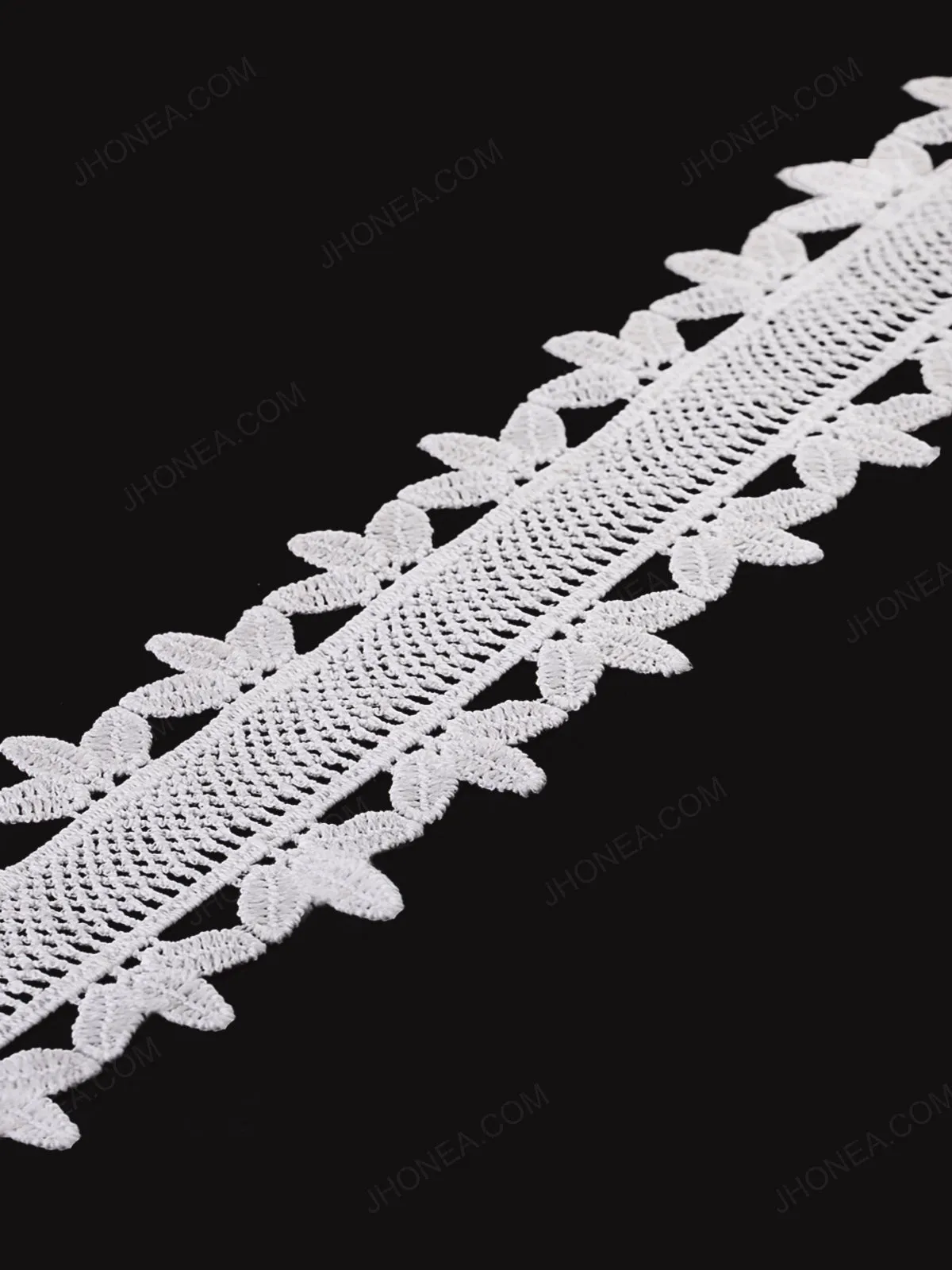 Decorative Design White Guipure Lace Trim for Womens'