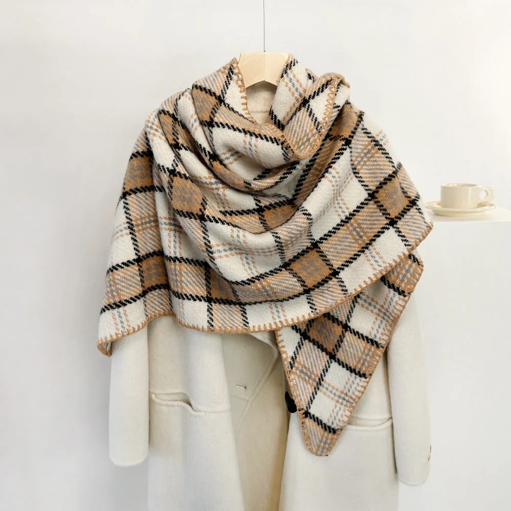 JC023506 Triangular Plaid Scarf