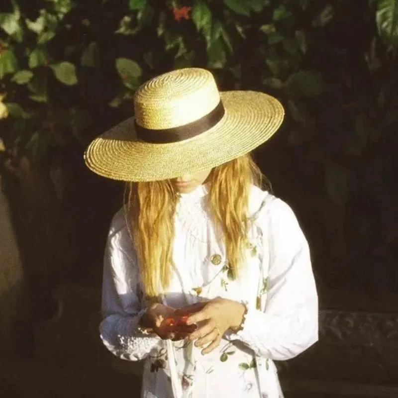 Straw Beach Hat With Big Brim